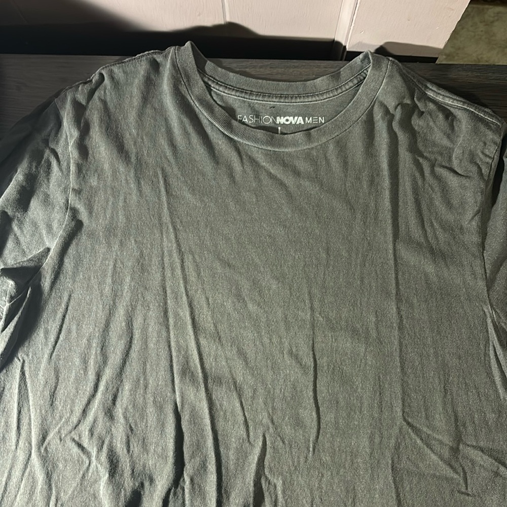 Basic men tshirt